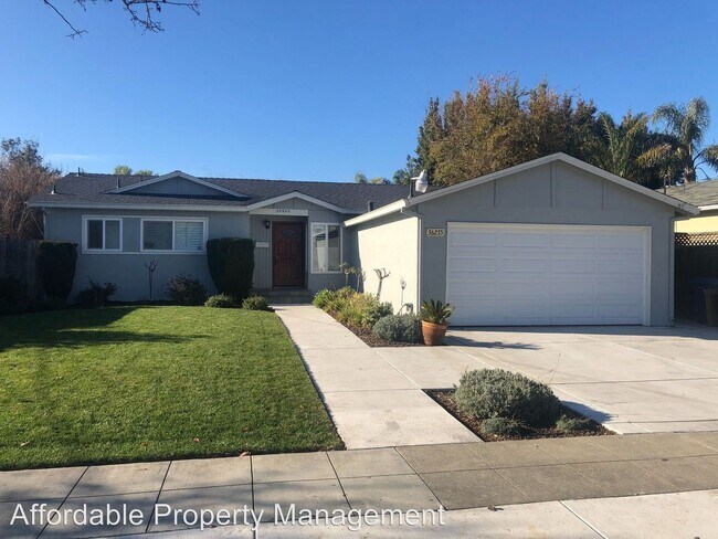 Primary Photo - 3 br, 2 bath House - 36235 Cherry Street