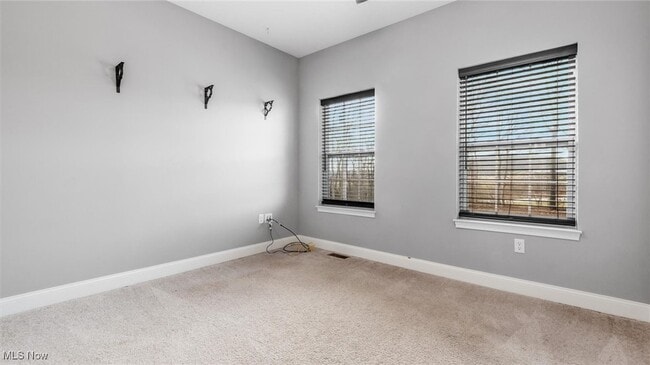 Building Photo - 6965 Chandlersville Rd