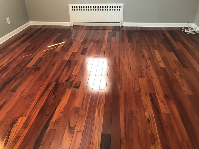 Building Photo - 209 Tibbetts Rd