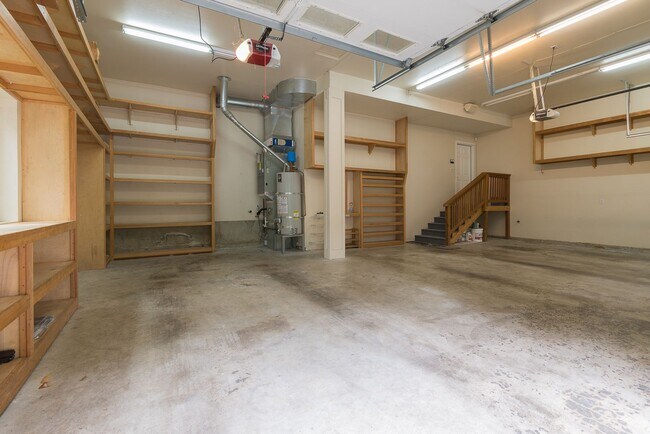 Building Photo - 4354 NW Westgate Rd