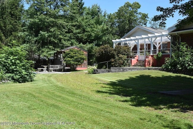 Building Photo - 470 Monmouth Pl