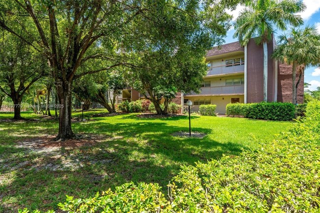 Building Photo - 7020 Nova Dr