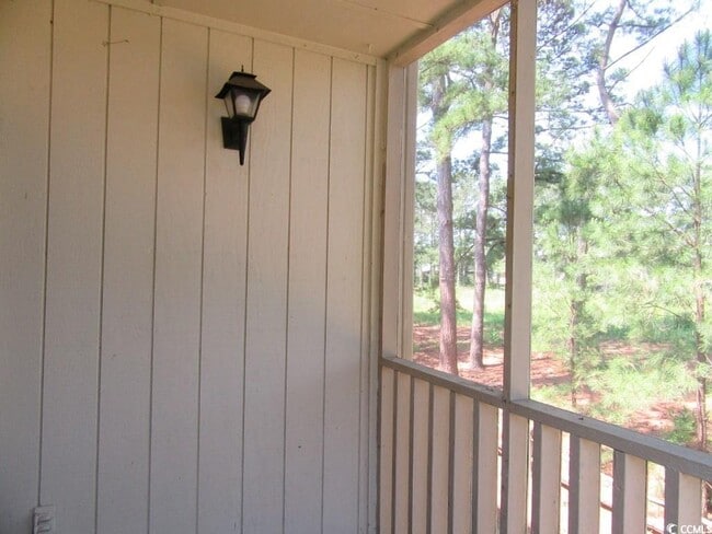 Building Photo - 4107 Pinehurst Cir