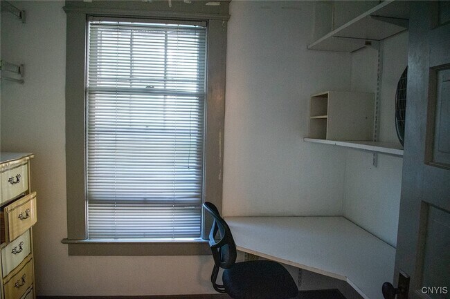 Building Photo - 544 Clarendon St