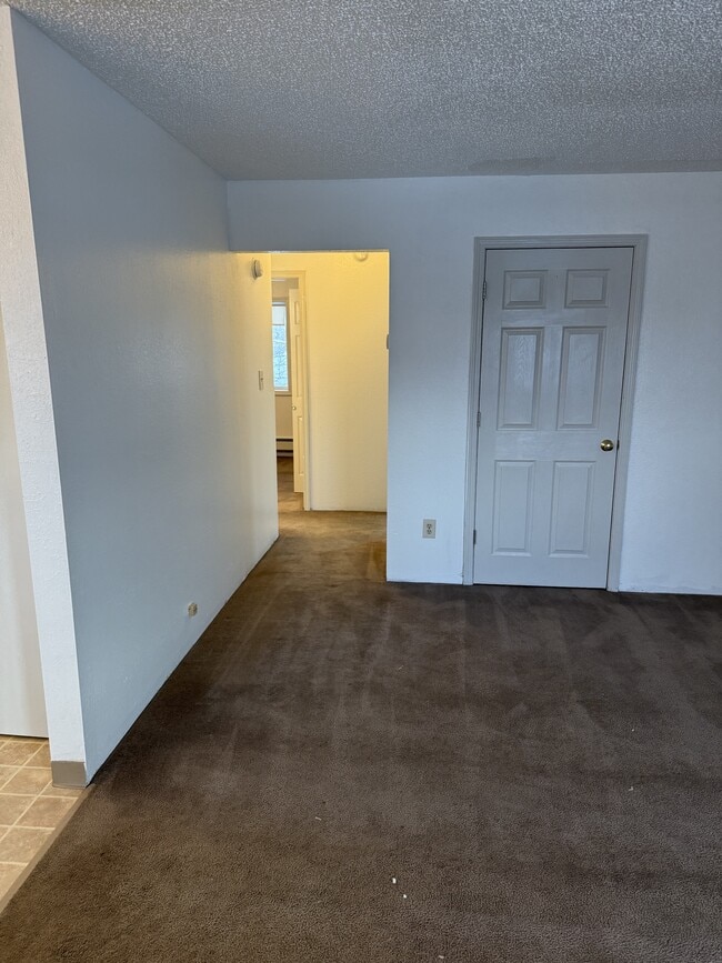 Building Photo - 2663 S Turner St