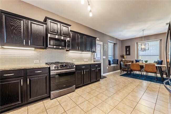 Building Photo - 1512 Hamiltons Wy