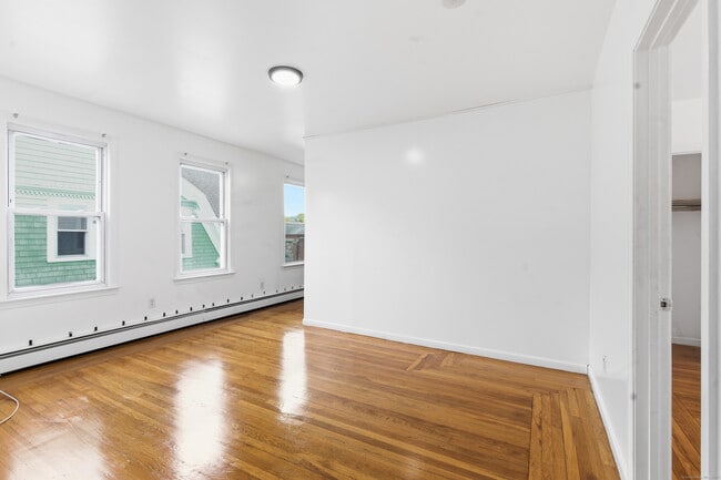 Building Photo - 68 Connecticut Ave