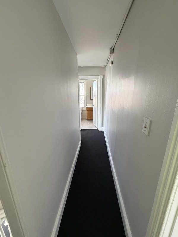 Building Photo - 407 Somerset St