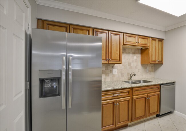 Building Photo - 3 Magnolia Ln