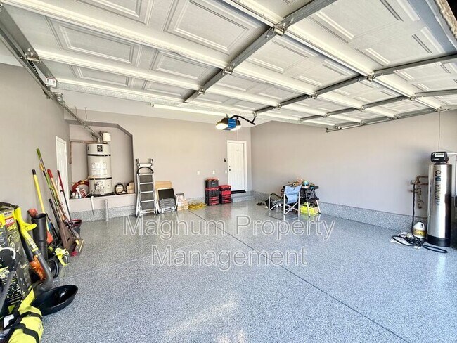 Building Photo - 33517 Cedar Creek Ln