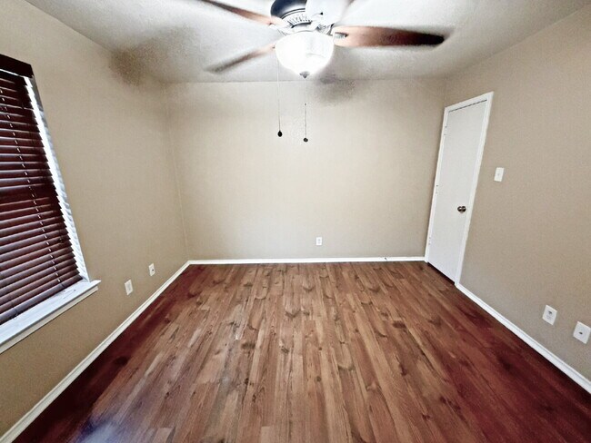 Building Photo - 6410 Mineral Bay