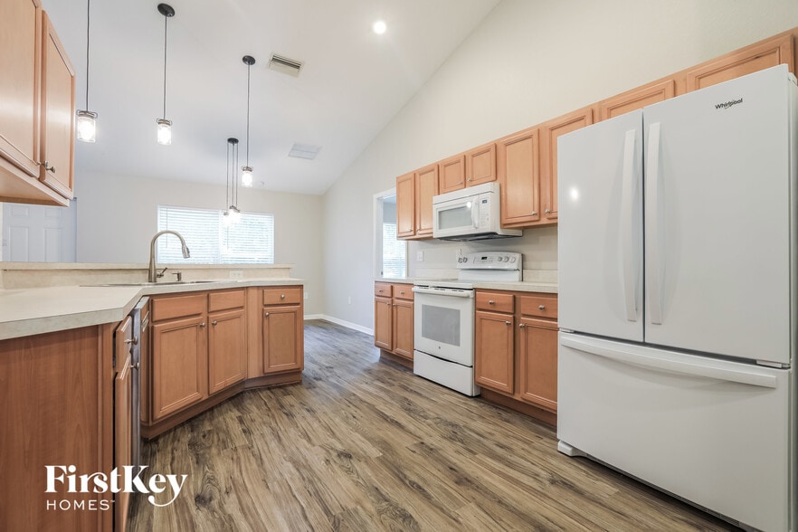 Building Photo - 3791 Garbett Terrace