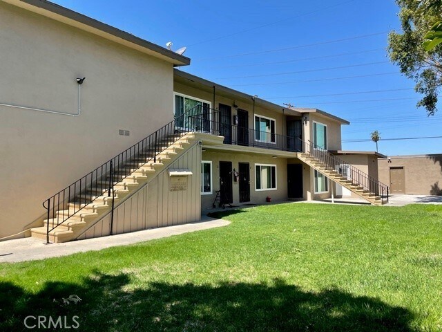 Building Photo - 1835 W Crestwood Ln