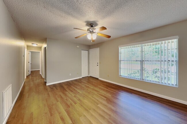Building Photo - 3178 Phonetia Dr