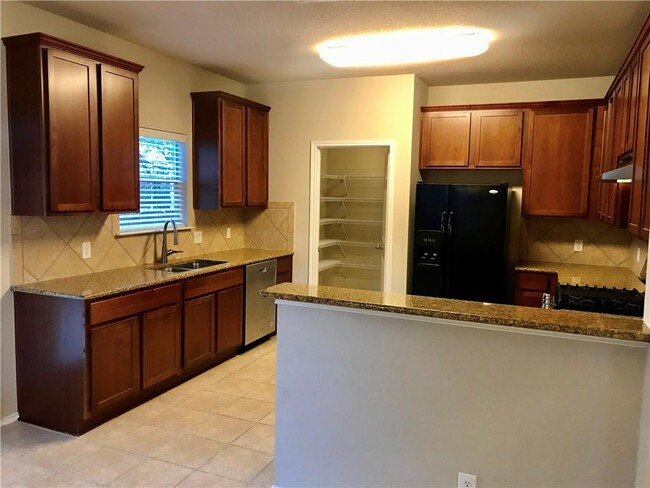Building Photo - 13609 Pine Warbler Dr
