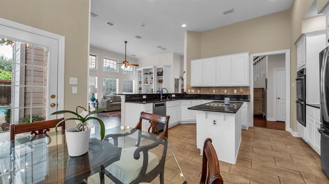 Building Photo - 6740 Magnum Dr