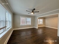 Building Photo - 217 E 46th St