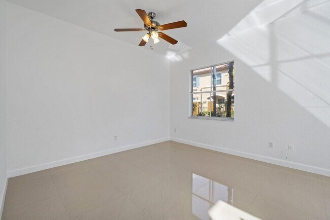 Building Photo - 6549 Diamond Springs Terrace