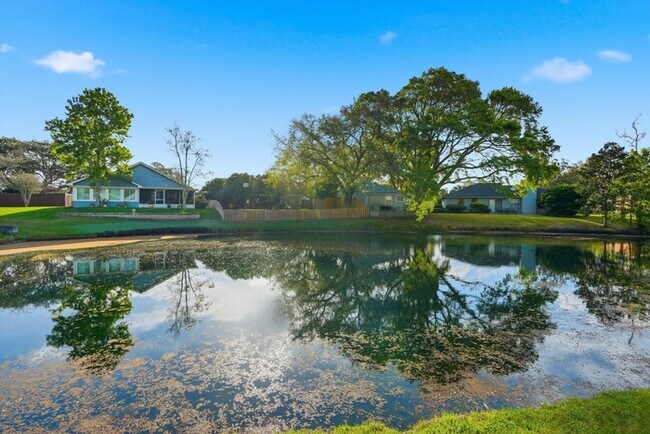 Building Photo - 212 Pheasant Run