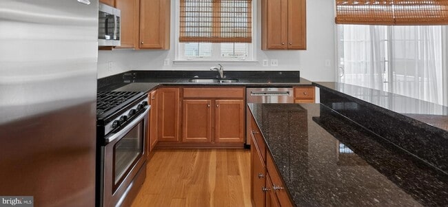 Building Photo - 11601 Leesborough Cir