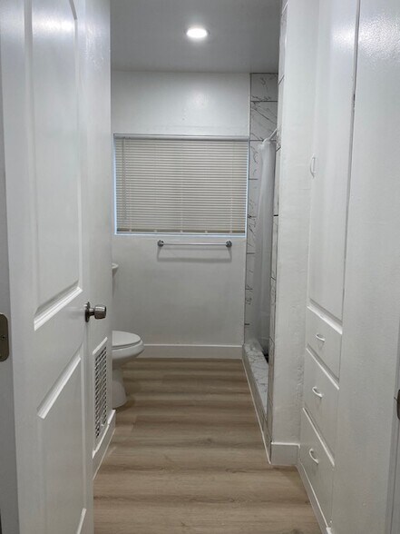 Building Photo - 1216 S 7th St