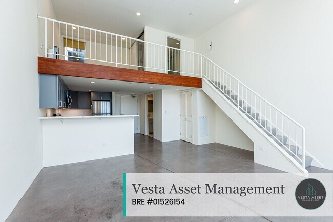 Building Photo - Spacious Designer Loft in One of San Francisco's Most Connected Neighborhoods