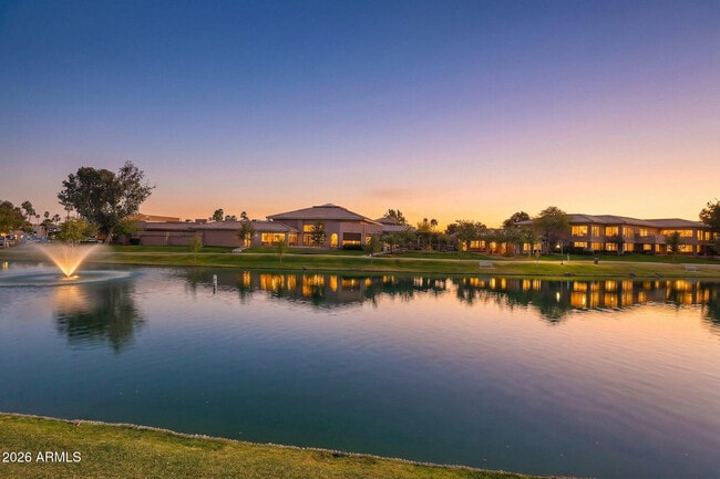 Building Photo - 8429 E Del Camino Dr