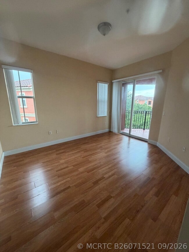 Building Photo - 4602 SW 160th Ave