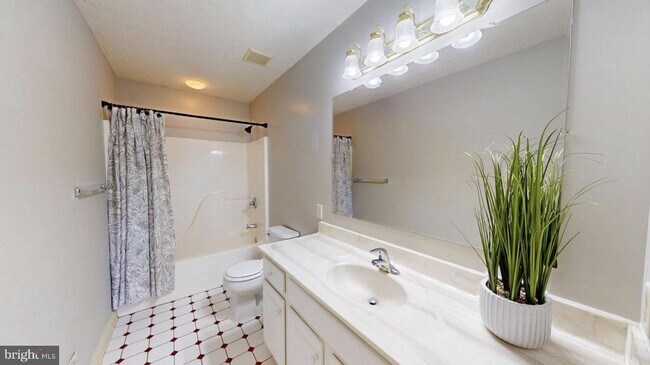 Building Photo - 609 Quartzite Cir