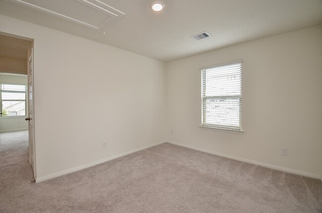 Building Photo - 2892 Grand Anse Dr