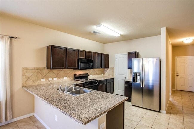 Building Photo - 607 Brashear Ln