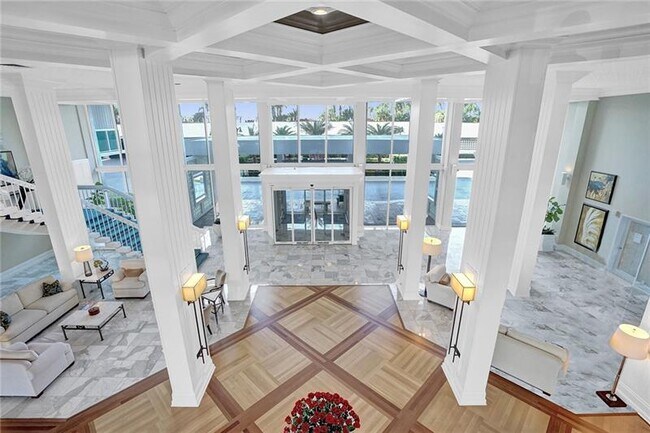 Building Photo - 2100 S Ocean Ln