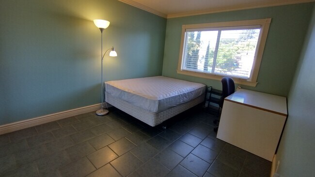 Building Photo - 10279 Palo Vista Rd