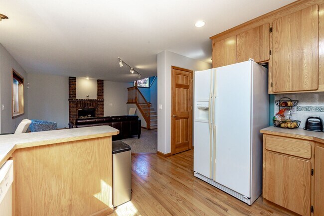 Building Photo - 2709 17th Ave Ct SW