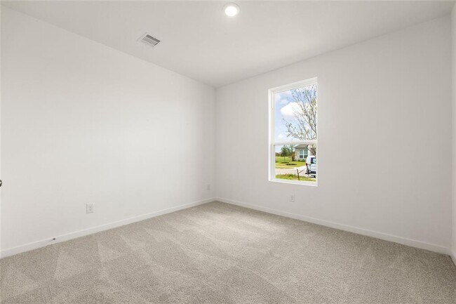 Building Photo - 13505 Harbor Pt Dr
