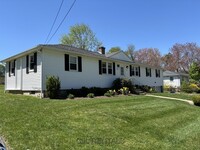 Building Photo - 27 Evergreen Ave