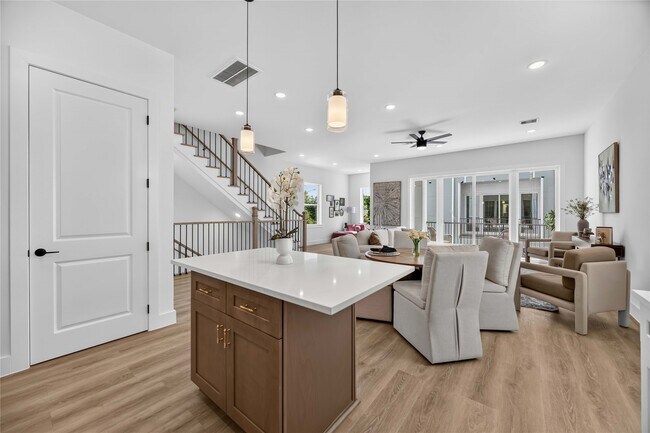 Building Photo - 316 C Walthall Dr