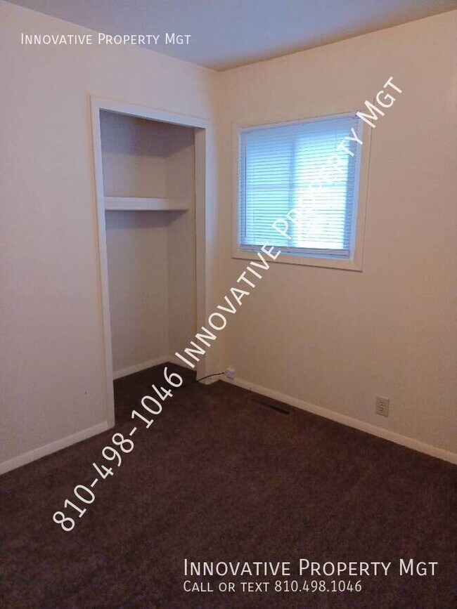 Building Photo - 2829 Plainfield Ave