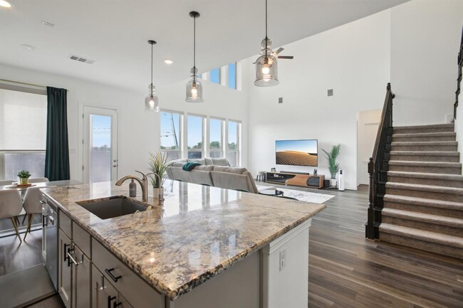 Building Photo - 18120 Leccion Dr