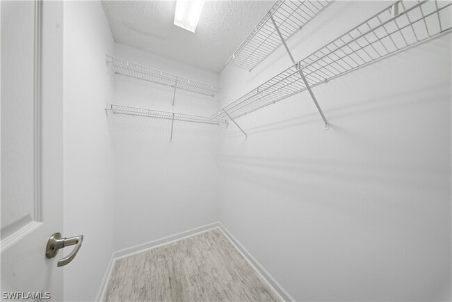 Building Photo - 286 Leawood Cir