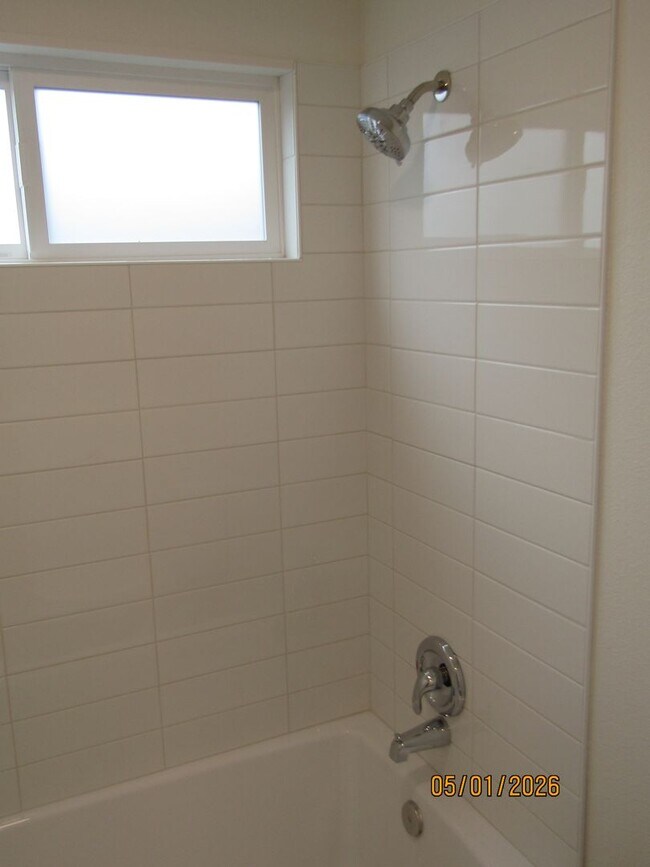 Building Photo - 625-627 Cordelia Dr