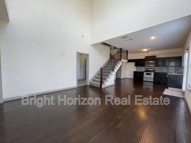 Building Photo - 3629 Valley Vista Dr