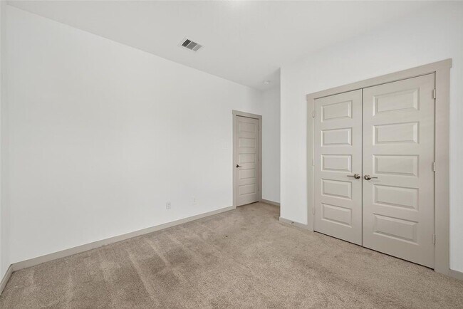 Building Photo - 29215 Pikes Peak Dr