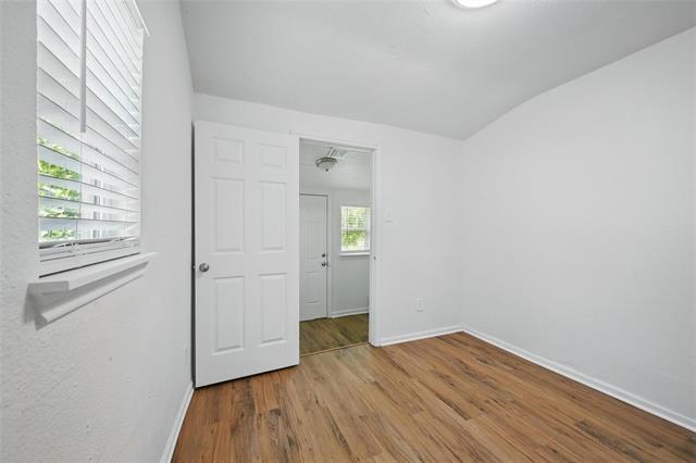 Building Photo - 210 N 5th Ave