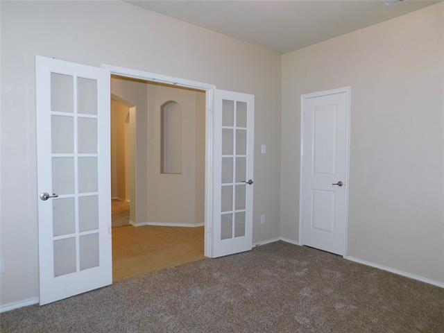 Building Photo - 835 Post Oak Pl