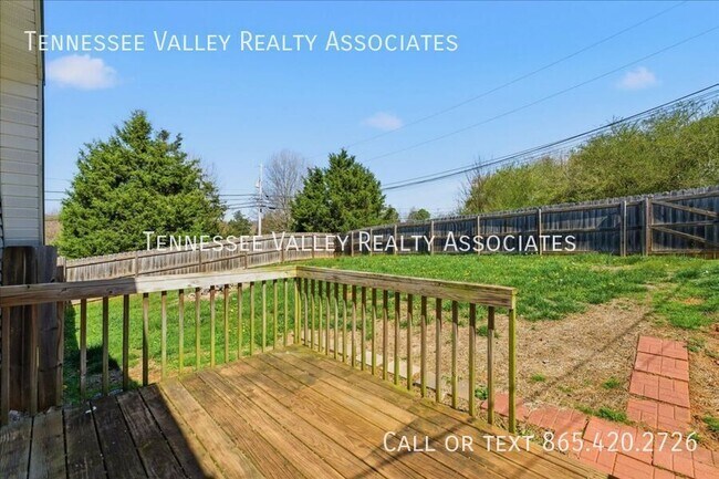 Building Photo - 1820 Andes Rd