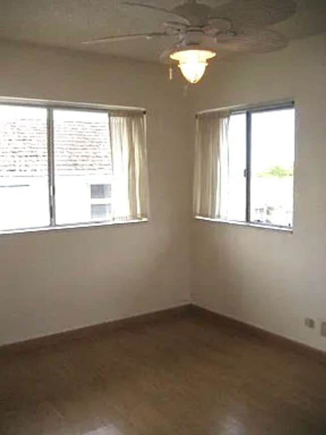 Building Photo - Beautiful single family home in The Bluffs...