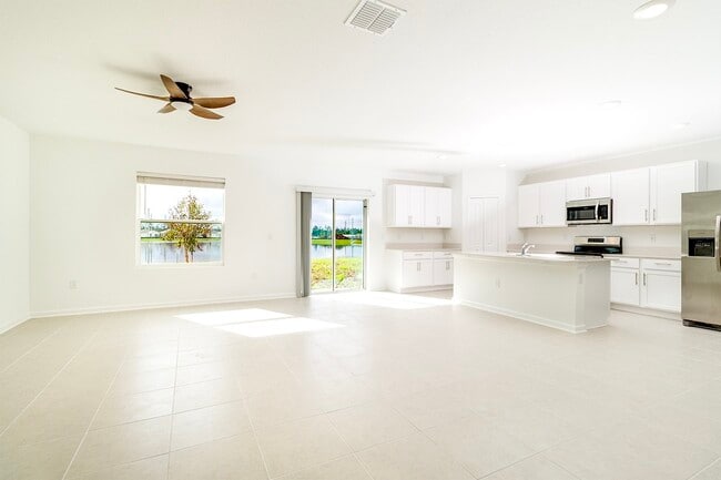 Building Photo - 1188 Belle Isle Ln