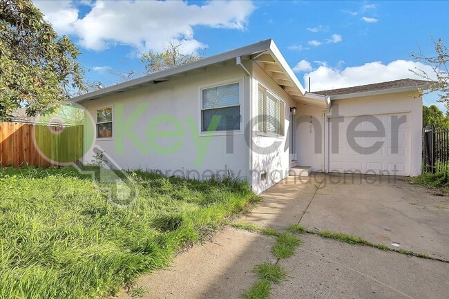 Building Photo - 4406 13th Ave