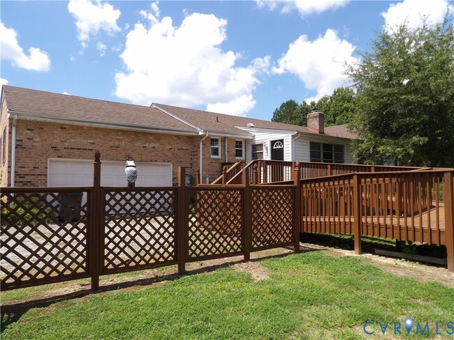 Building Photo - 3813 Johnson Rd